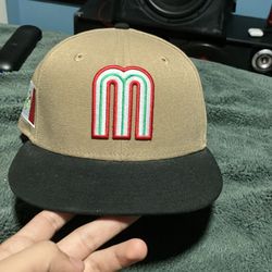 3 fitted hat