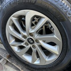 4- MICHELIN X TOUR RADIAL