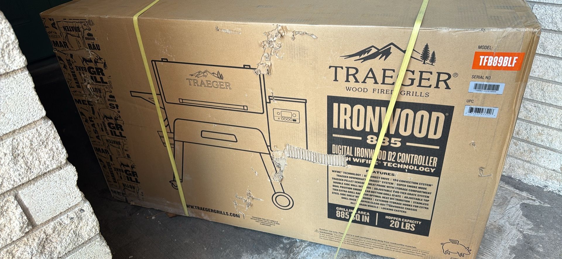 TRAEGER ironwood pellet grill 885
