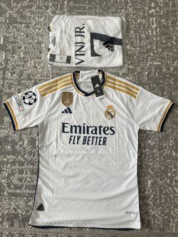 Real Madrid 23/24 Home Jersey #7 Vini Jr.