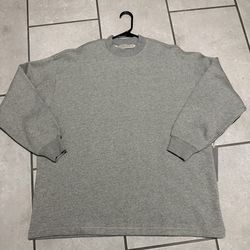 Essentials fear of god crewneck