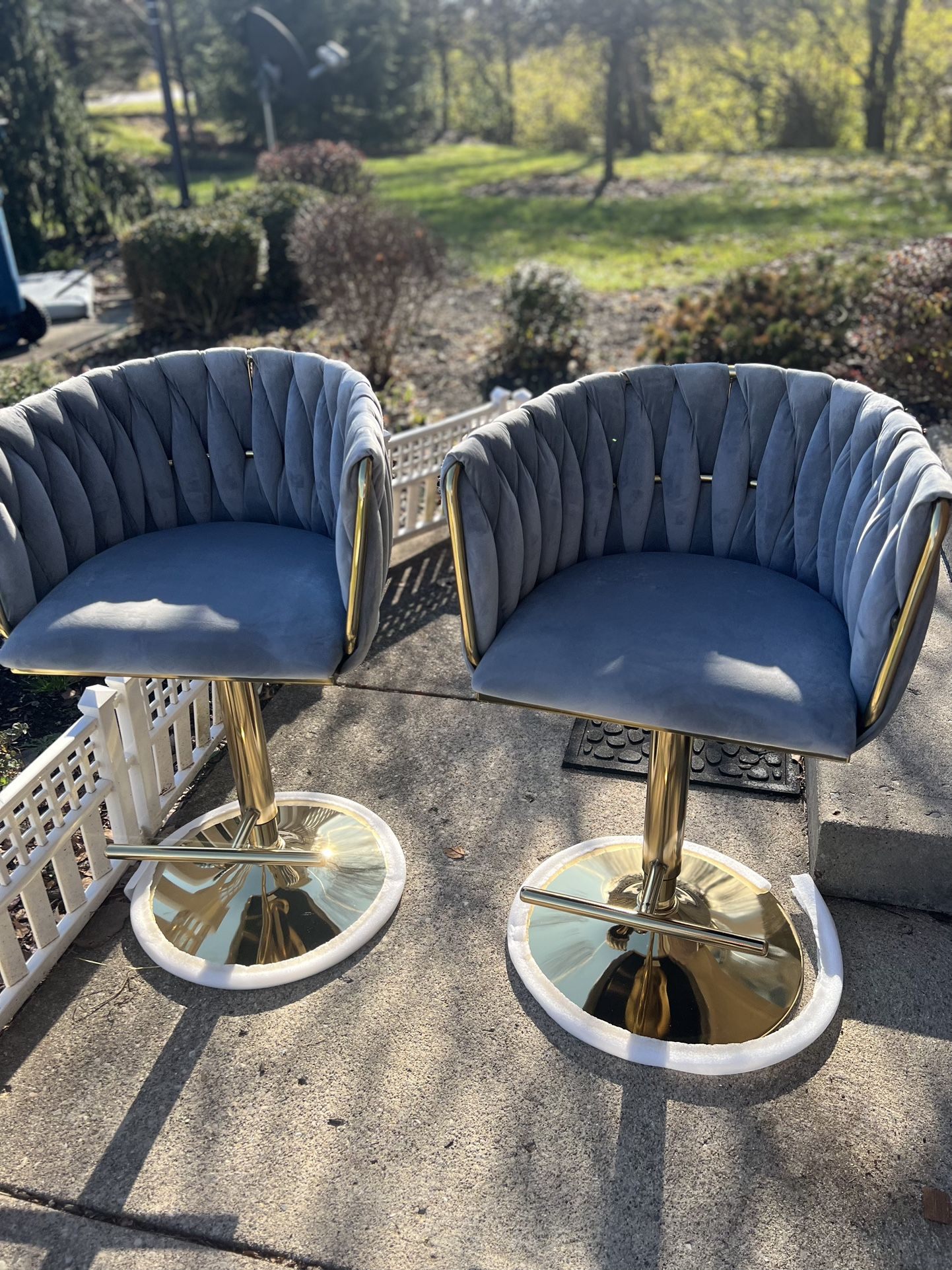 New Gray Adjustable Stool Bar Set Of 2