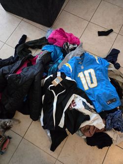 Large Mixed Clothing Lot