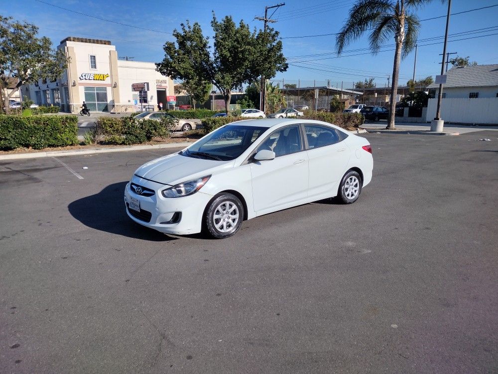 2012 Hyundai Accent