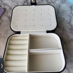 Jewelry Organizer Case 6.5”x4.5”