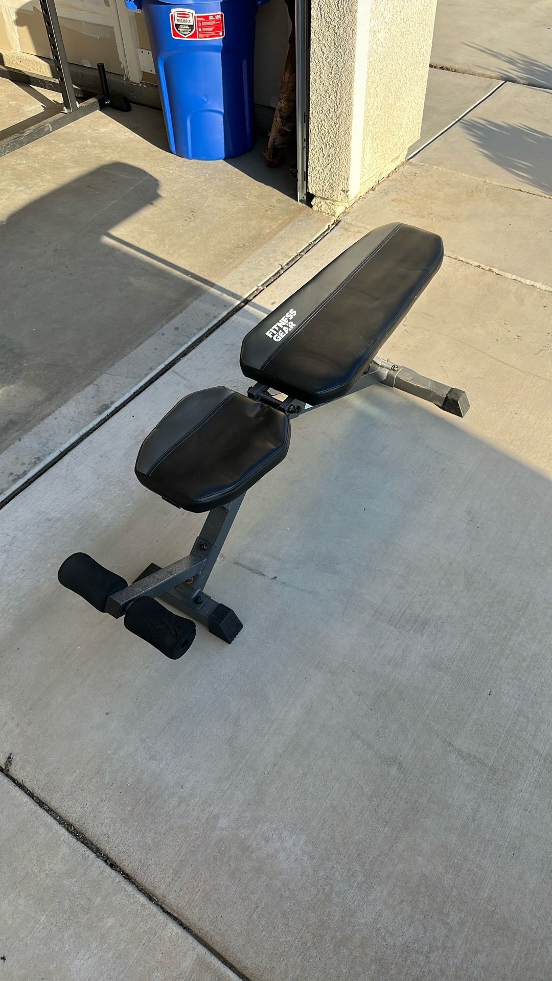 Adjustable Weight Bench
