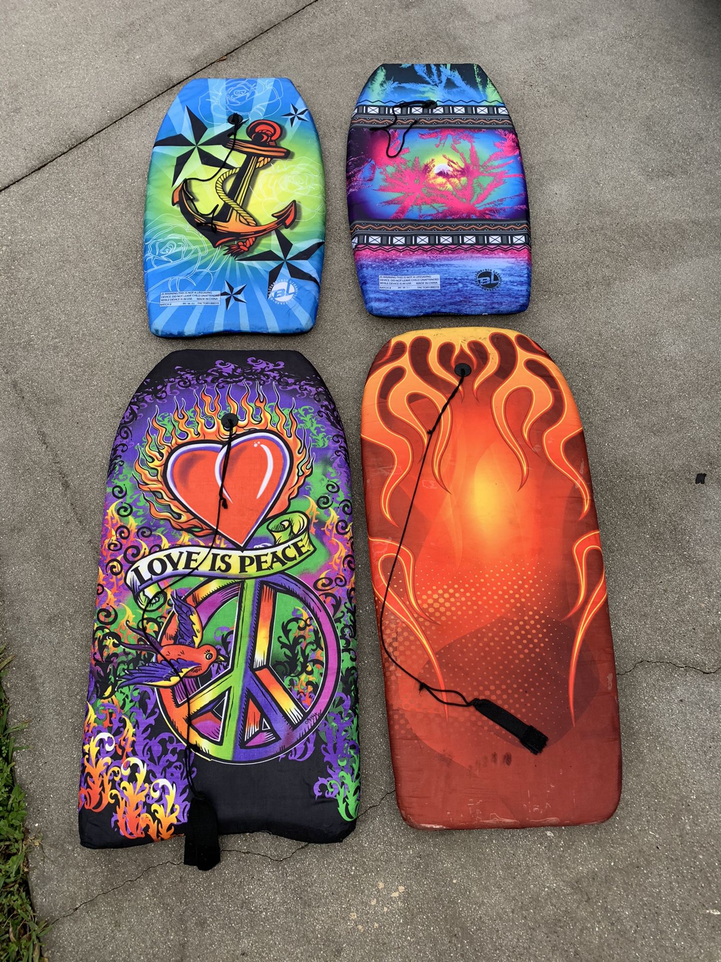 Set (4) boogie boards / body boards $10 each