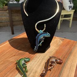 Rhinestone Iguana Brooch / Necklace 