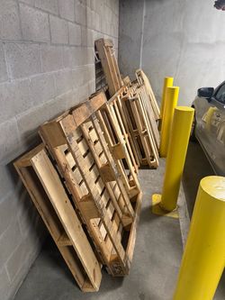 Pallet pick up needed