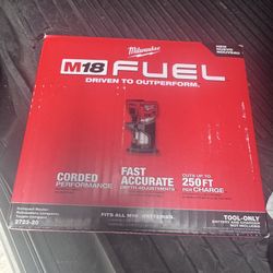 Milwaukee router