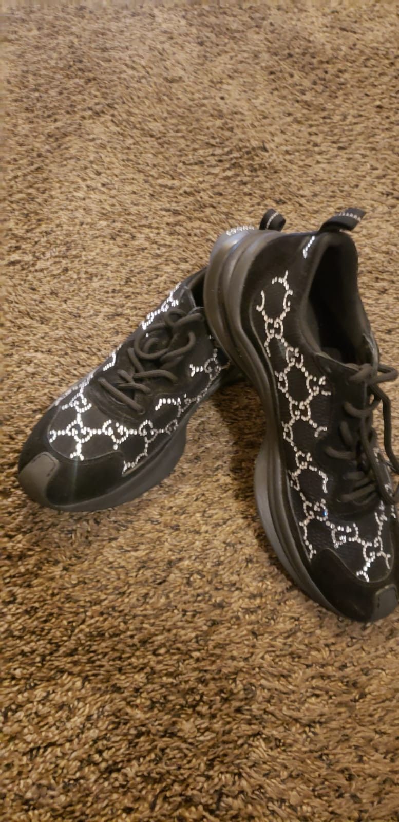 Tenis