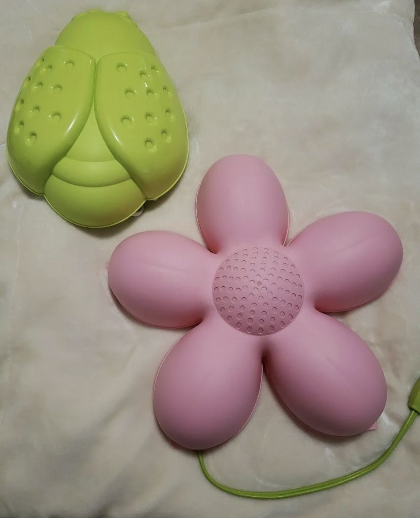 IKEA Smila Bagge Green Lady Bug and Smile Bloma Pink Flower Wall Lamp set