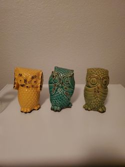 Out Of Stock 3 Wise Owls