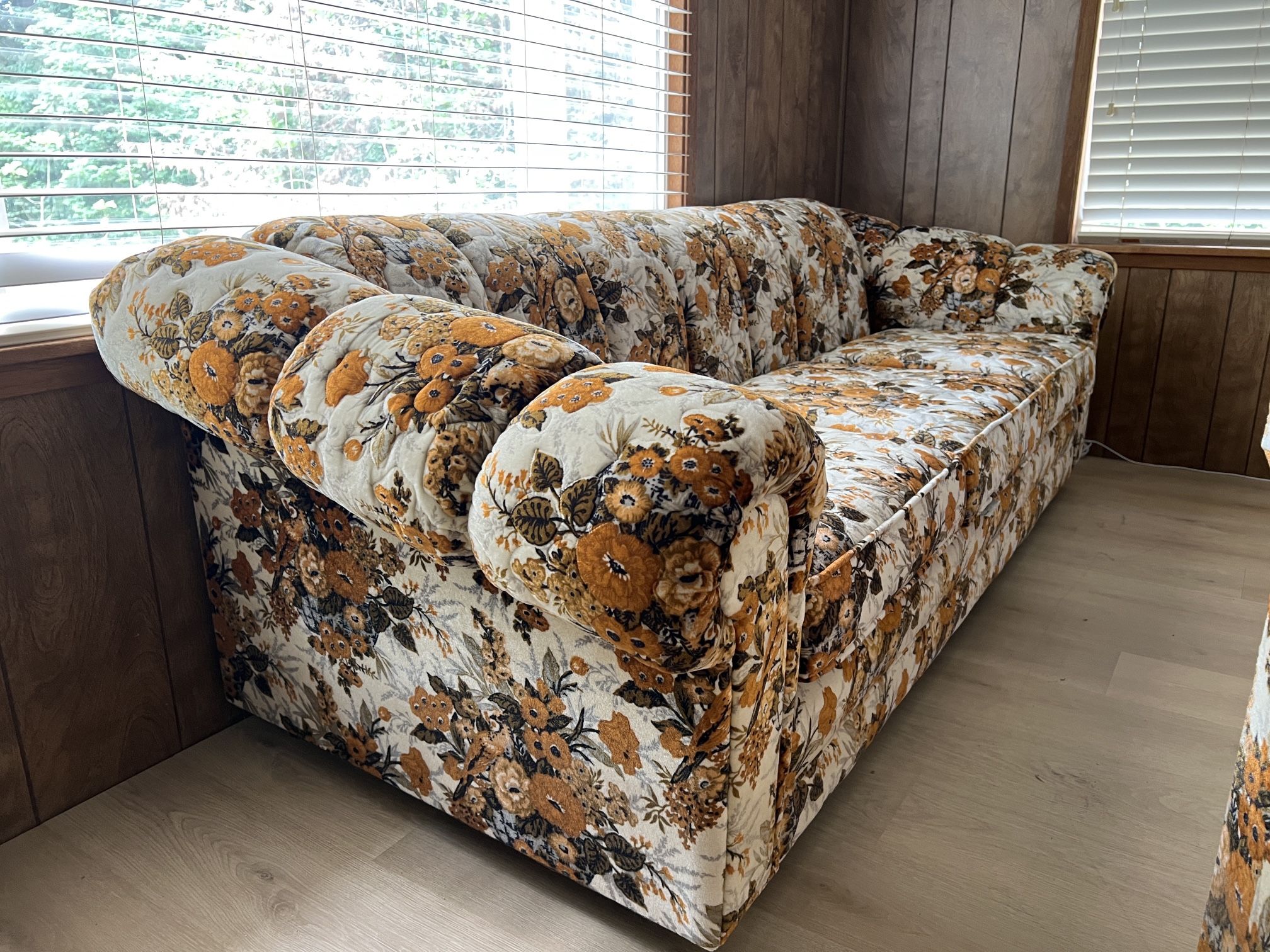 Vintage 70s velvet sofa Stanton - Pristine condition