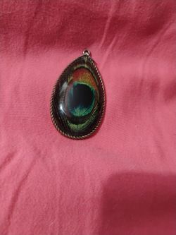 Peacock Feather Teardrop Pendant