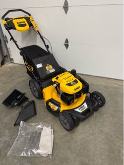 DEWALT 21 in. 196cc E-GOV Engine 3-in-1 Gas RWD Self-Propelled Lawn Mower with High Rear Wheels