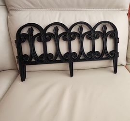 Decorative Black Plastic Garden Border Fence Panels 24 pieces