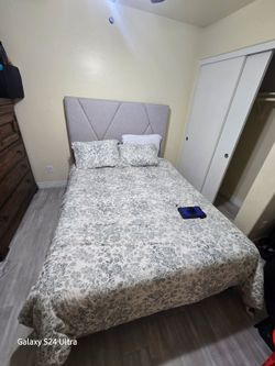 Queen bed