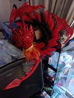 Red Dragon Wreath Decoration