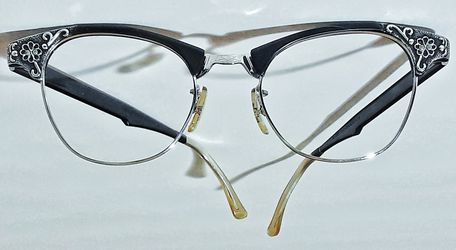 Mid century modern ARTCRAFT aluminum women's eyeglass frames w flowers silver & black