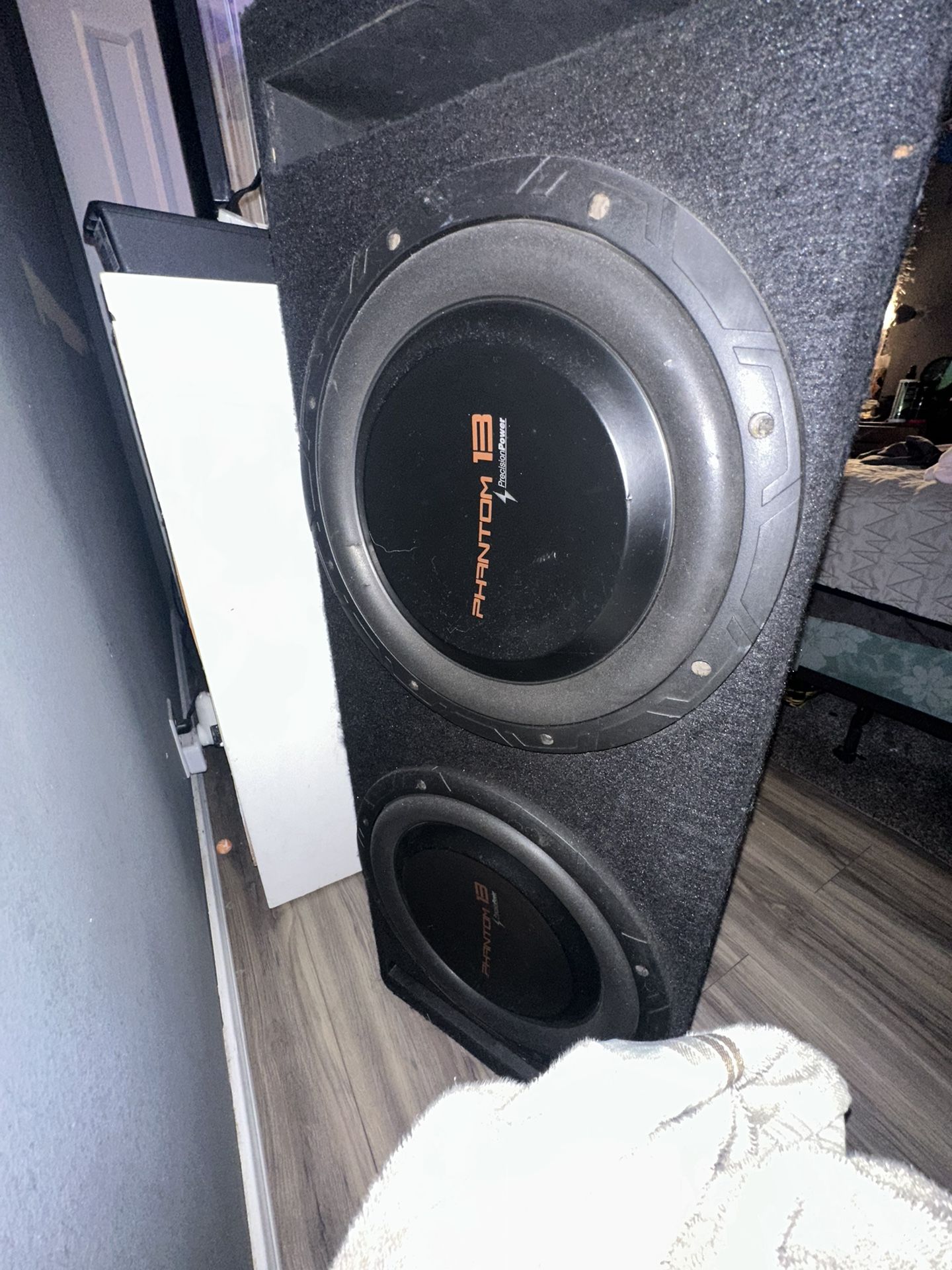 13”  subwoofers & 2500 w amp