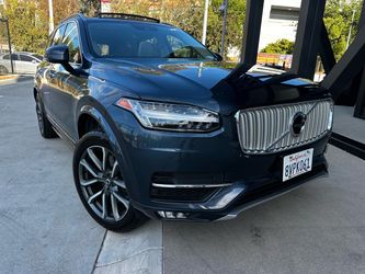 2019 Volvo XC90 5T momentum  AWDRIVE 3ROW SEATS  65 k miles ONE OWNER  that gorgeous sapphire mid night blue and biscuit interior IN SHOW CONDITION TH