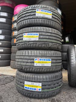 Set Forceum 245 35 R20