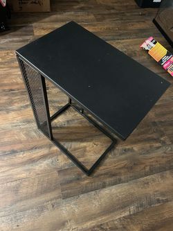 Metal table $5