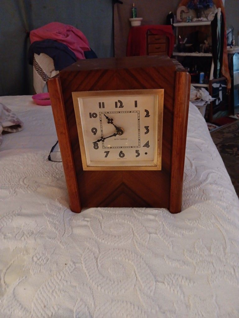 Seth Thomas Mantle Clock