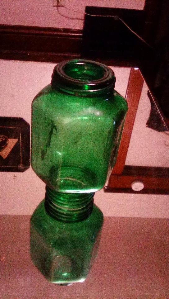 6 Sided Glass Glob From The 20s, Used For Spraying Fertilizer In The Garden