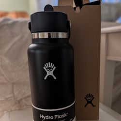 NEW 32oz Hydroflask With Straw Lid
