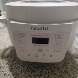 Instant Pot Brand New In A Box