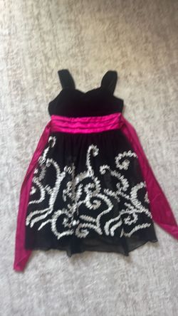 Girls size 8 dress pink and black lace