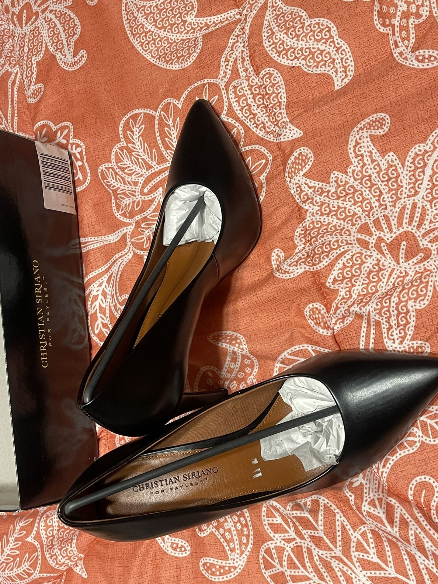 Size 11W Woman Black Heels