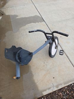 Razor trike
