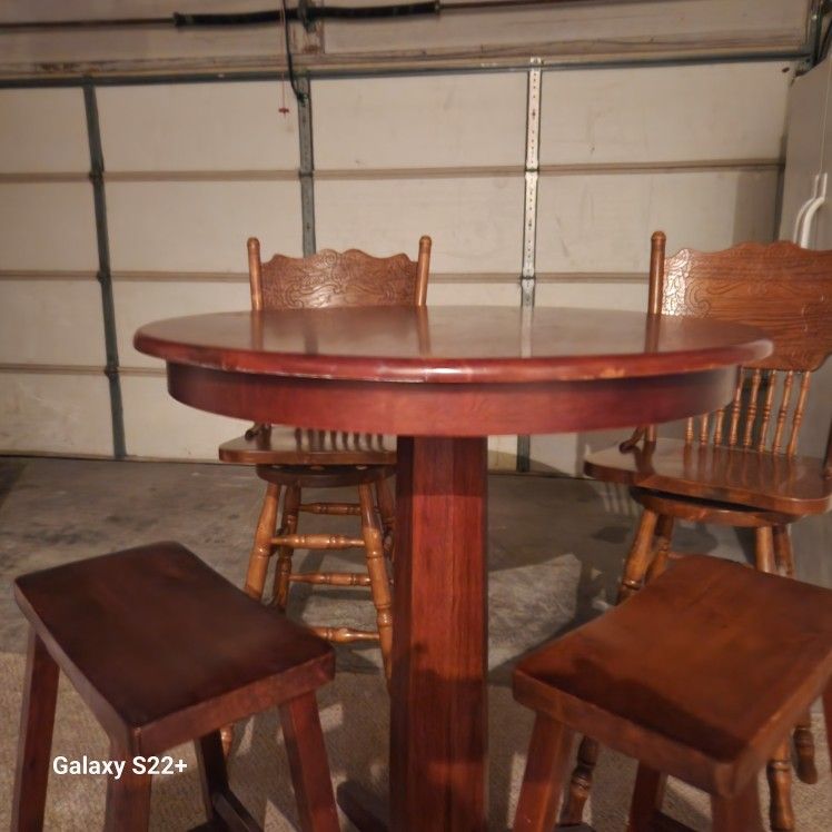 Pub Table With 4 Chairs