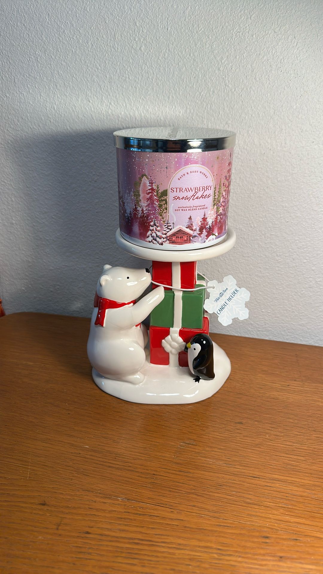 New Bed & Bath 2015 Three Wick Christmas Ceramic Candle Holder