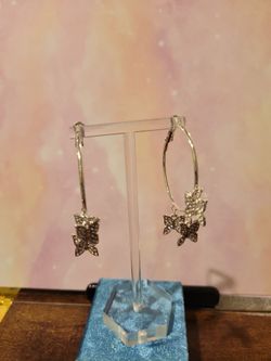 Silvertone Butterfly Rhinestone Dangle Hoop Earrings 1.5" F9