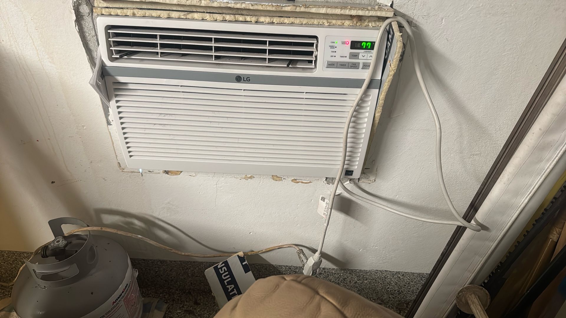 LG A/C Mint Condition