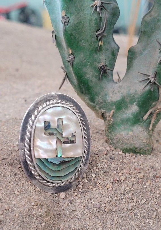 Old Pawn Ring With Mother Of Pearl