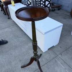 Made By Bombay, Beautiful Plant Stand