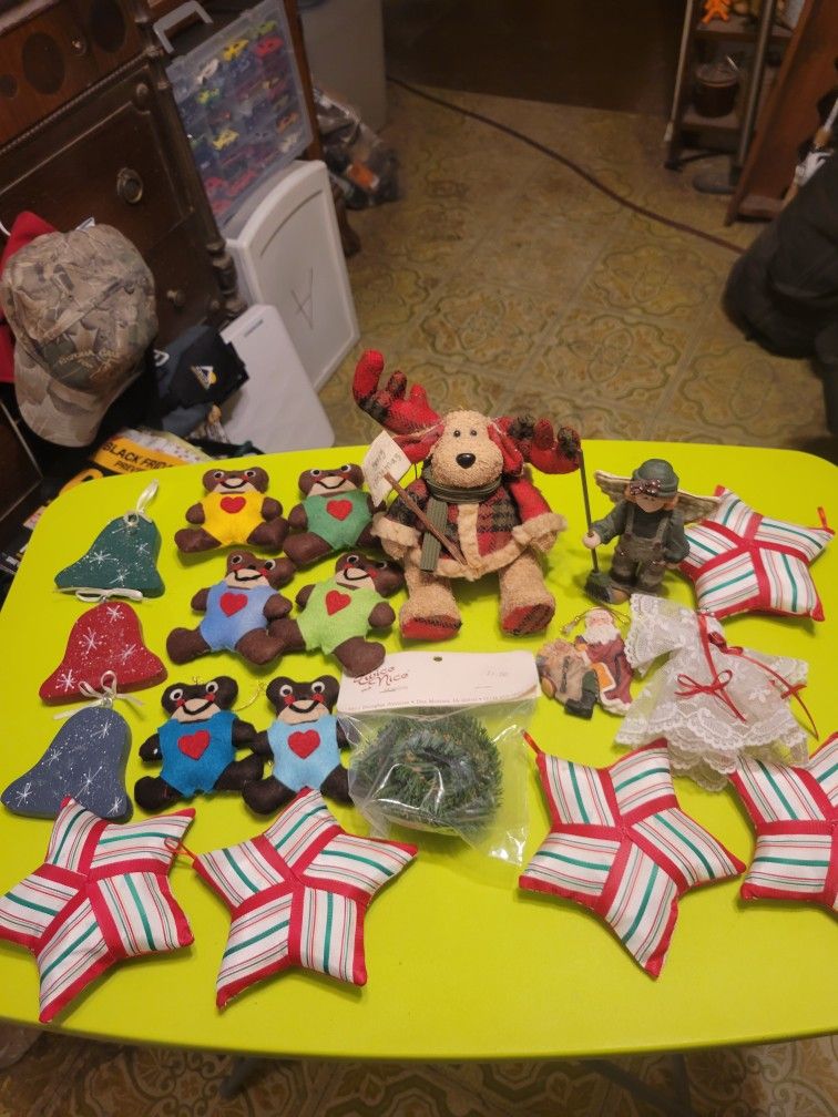 Vinyage Christmas Decorations