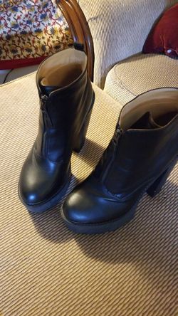 Platform Truffle Booties Sz 8