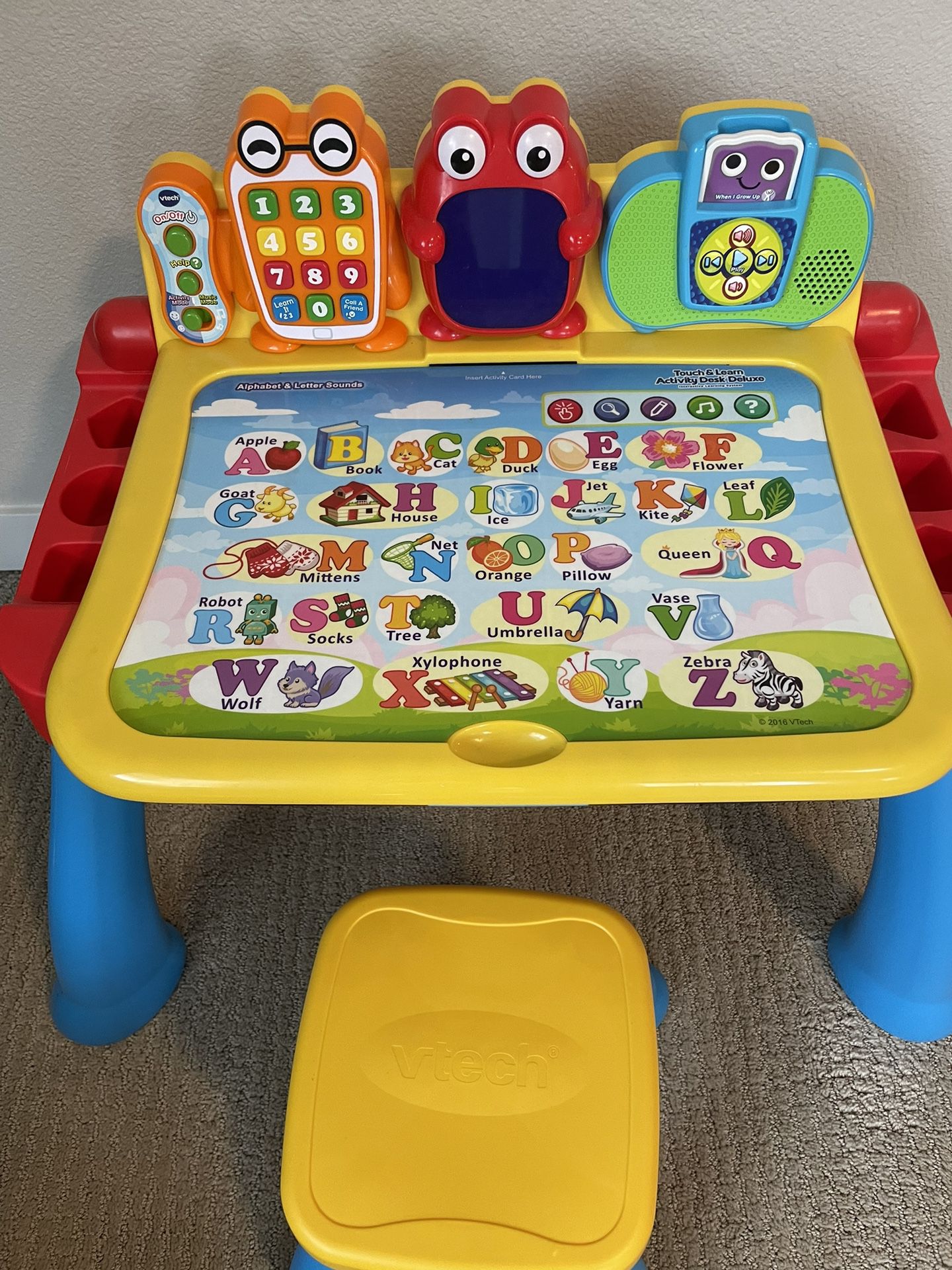 Vtech Touch & Learn Activity Book