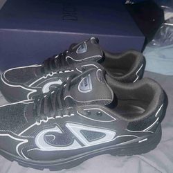 Dior Tracks