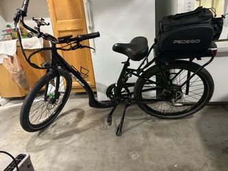Pedego Boomerang Plus Class 2 Electric Bike – Less Than 250 Miles – Extras Included