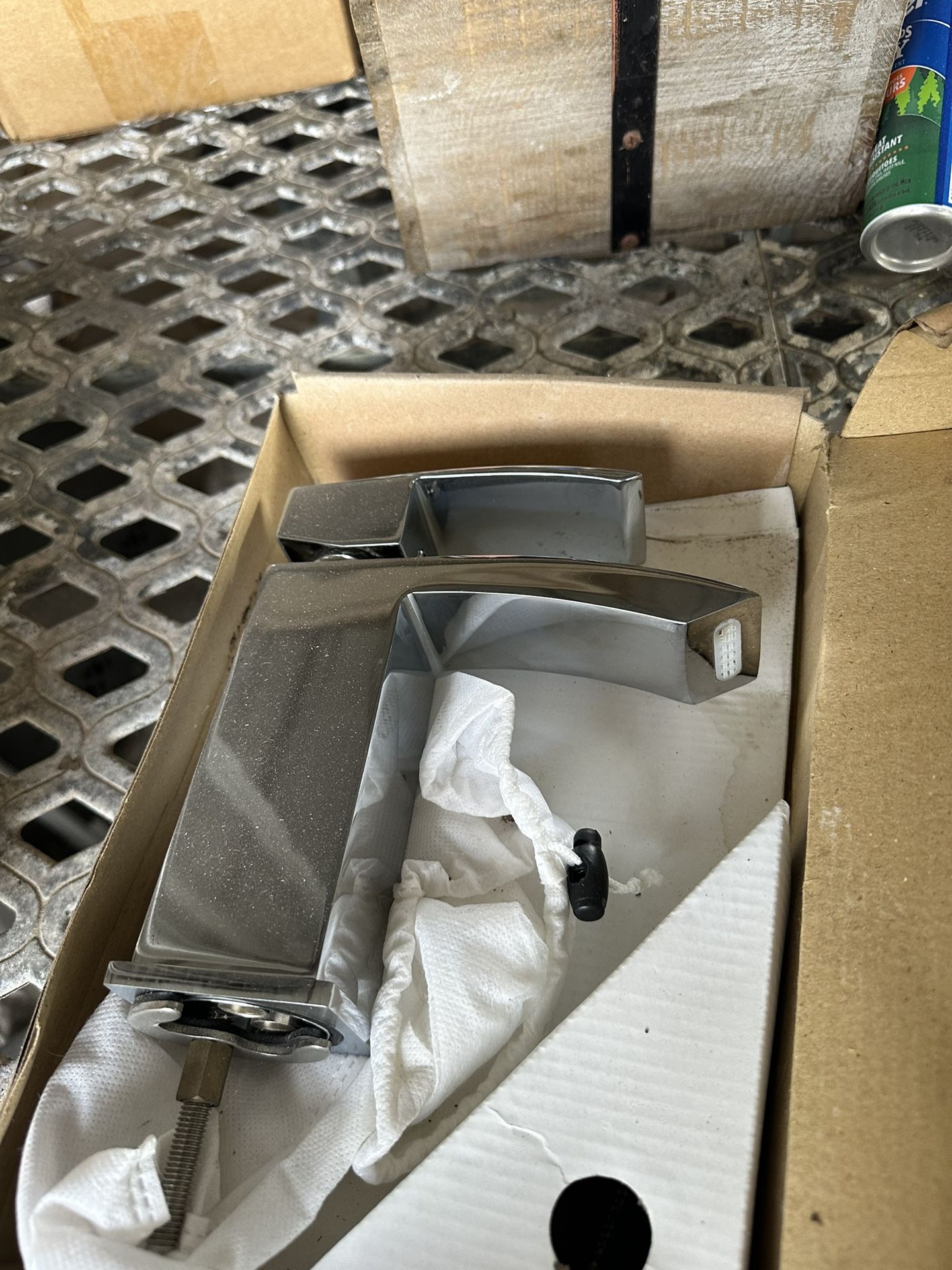 2 Chrome Faucets Modern With Drains And Hoses