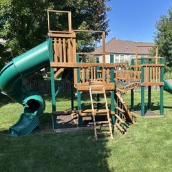 GORILLA Playset Playground In Great Shape!