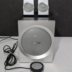 Bose Companion 3 Multimedia Speaker System 