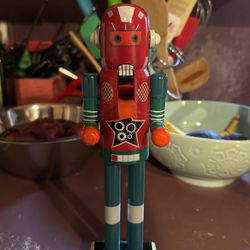 10 Inch 2021 Nutcracker Decoration